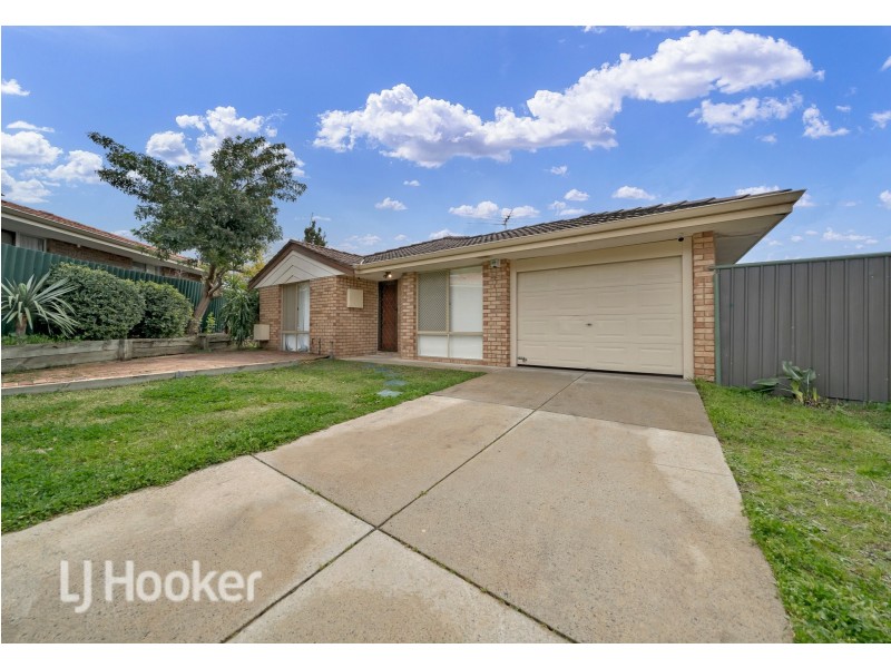 4B Baker Court, Alexander Heights WA 6064