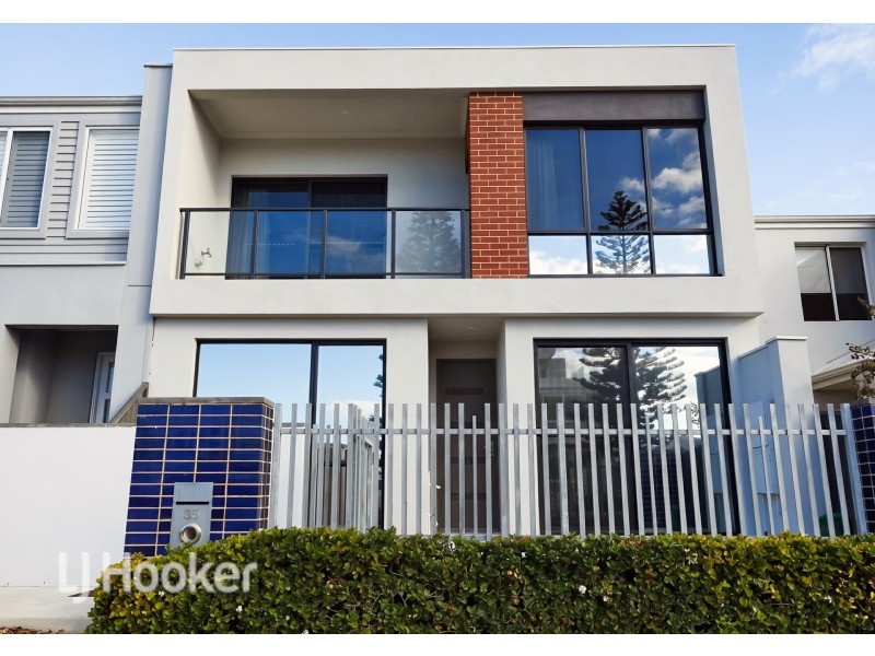 35 Reflection Boulevard, Jindalee WA 6036