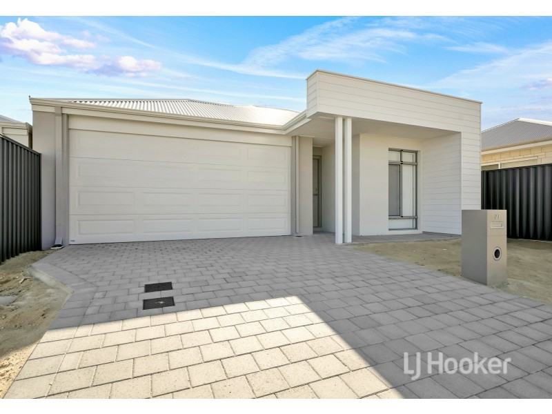 27 Paperbark Road, Sinagra WA 6065