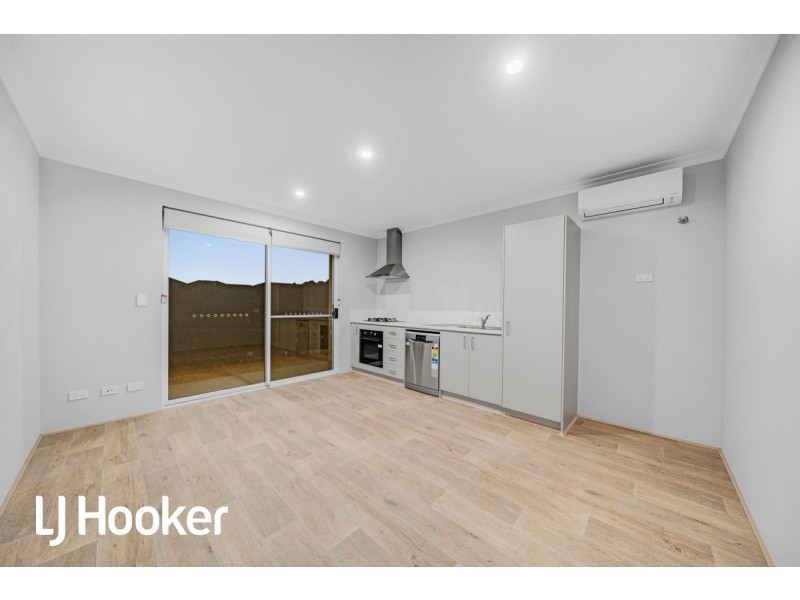 16a Lucent Approach, Eglinton WA 6034