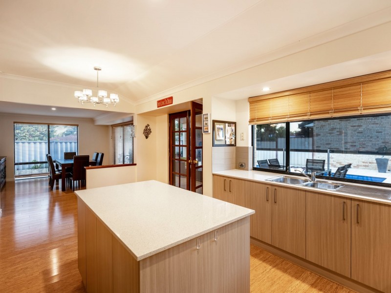 26 Hindmarsh Way, Edgewater WA 6027