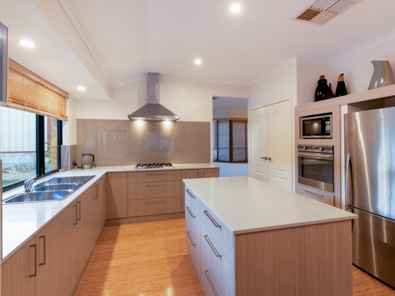 26 Hindmarsh Way, Edgewater WA 6027
