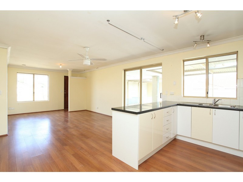 9 Helby Close, Merriwa WA 6030