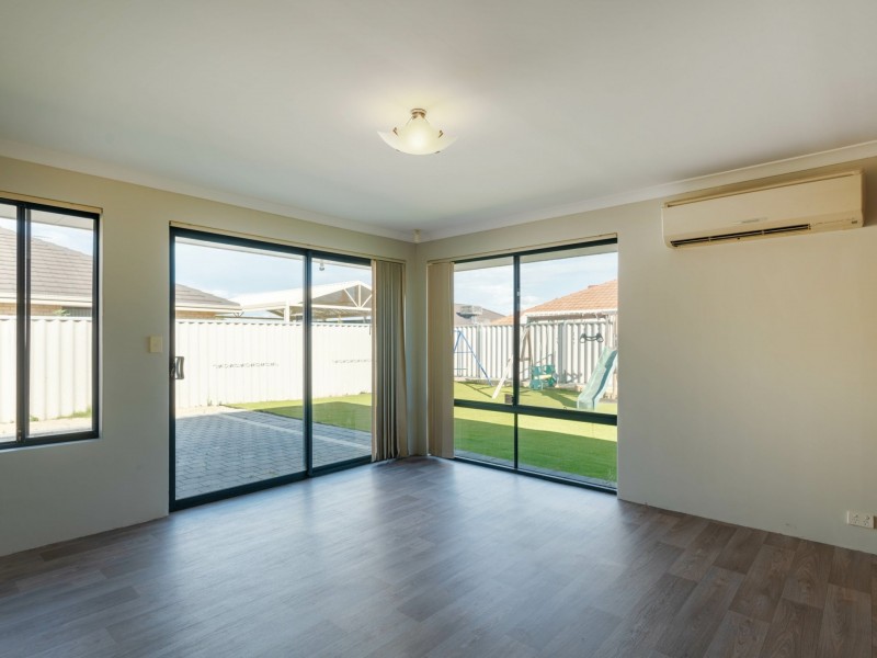 12 Compar, Banksia Grove WA 6031