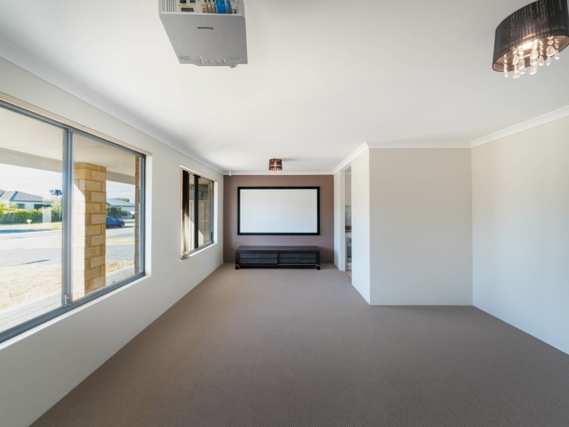 12 Compar, Banksia Grove WA 6031