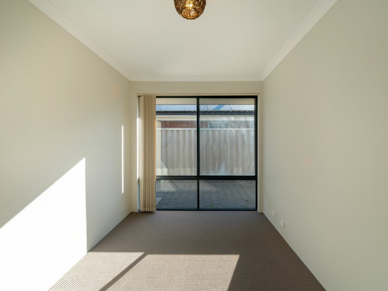 12 Compar, Banksia Grove WA 6031