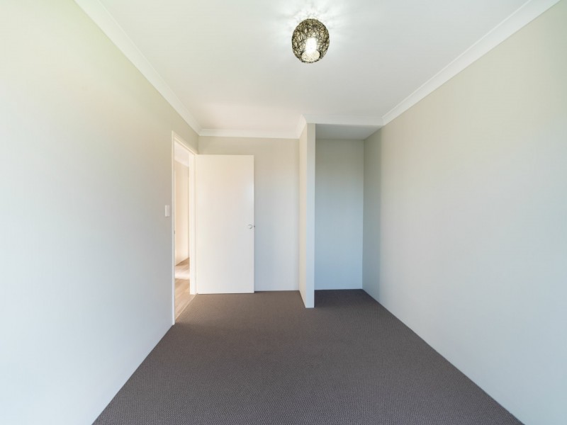 12 Compar, Banksia Grove WA 6031