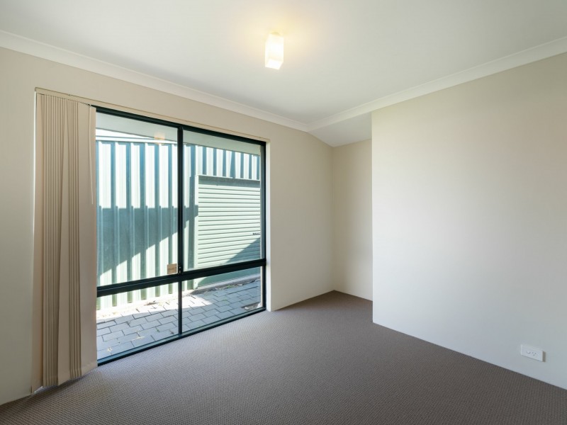 12 Compar, Banksia Grove WA 6031