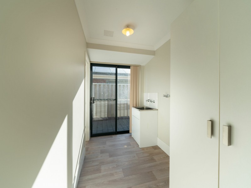 12 Compar, Banksia Grove WA 6031