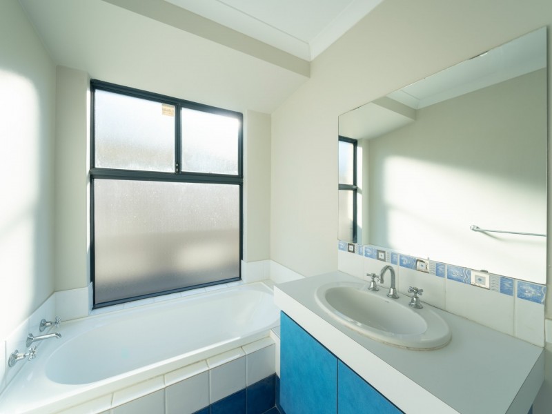 12 Compar, Banksia Grove WA 6031