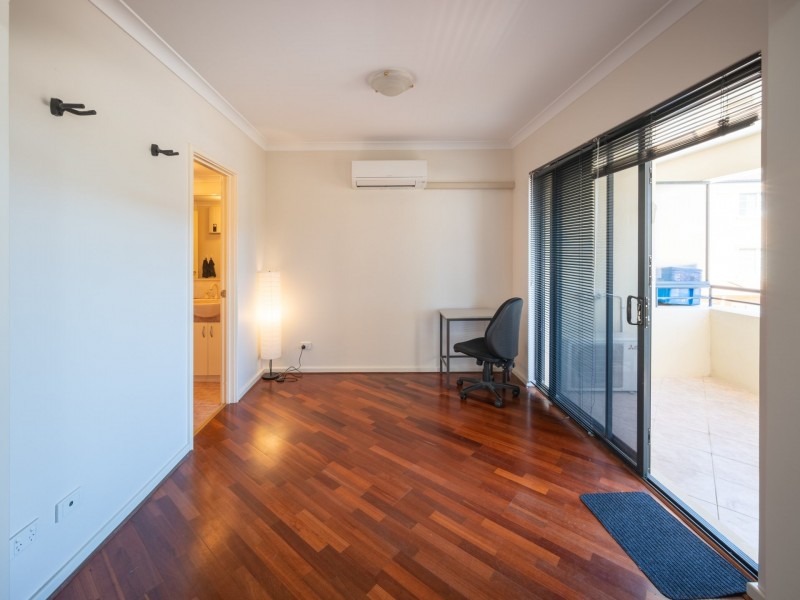 10/1 Plaistow Street, Joondalup WA 6027