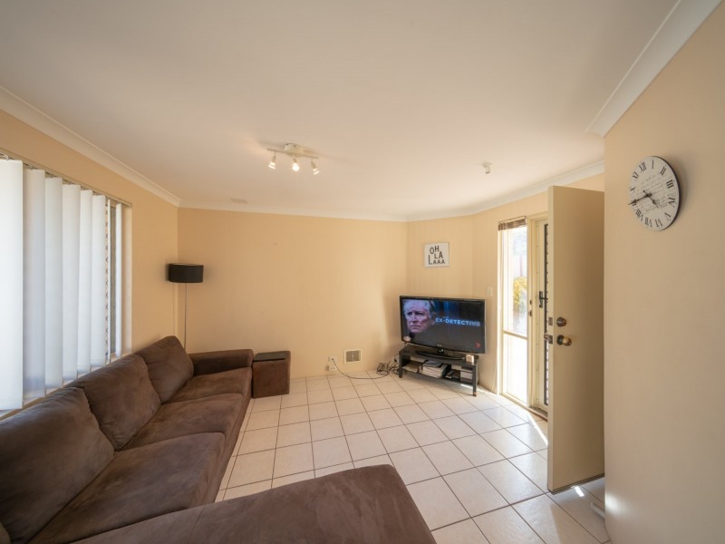 296b Grand Promenade, Dianella WA 6059