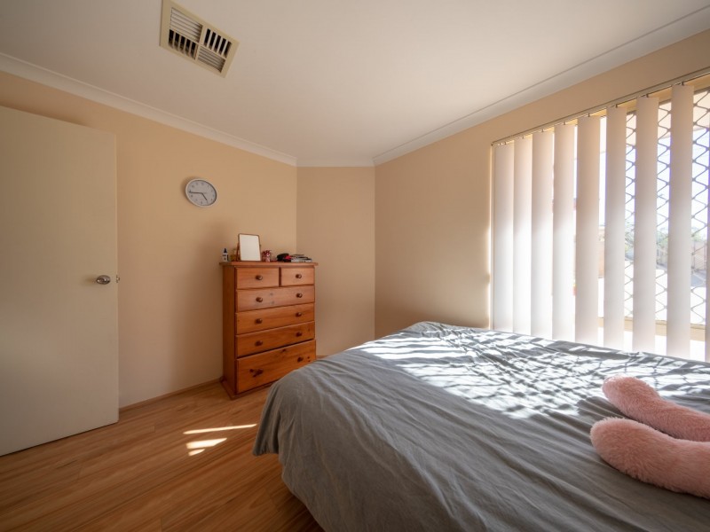 296b Grand Promenade, Dianella WA 6059