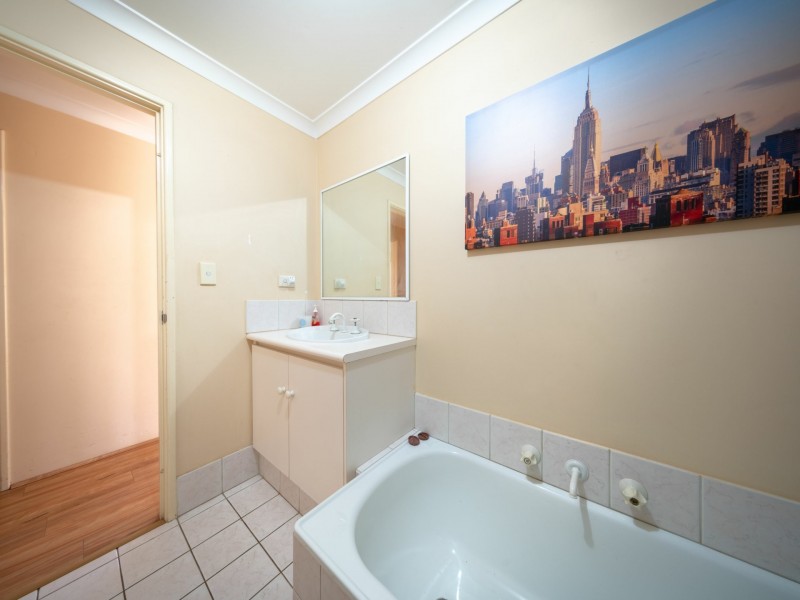 296b Grand Promenade, Dianella WA 6059