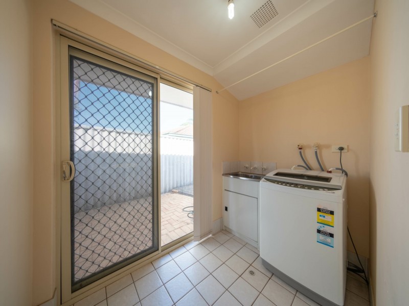 296b Grand Promenade, Dianella WA 6059