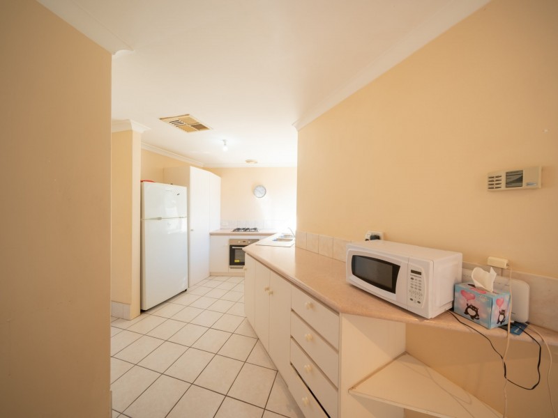 296b Grand Promenade, Dianella WA 6059