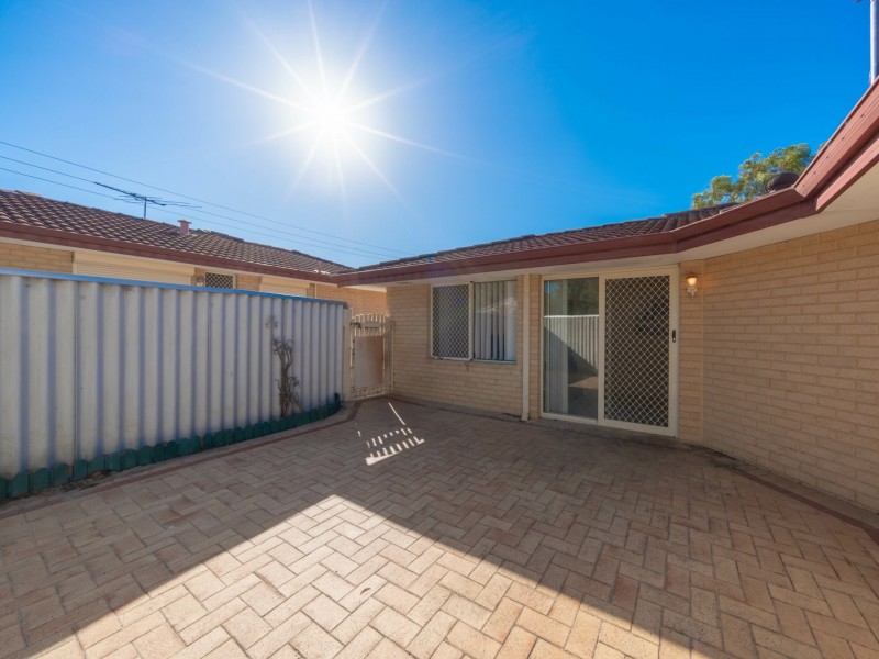 296b Grand Promenade, Dianella WA 6059