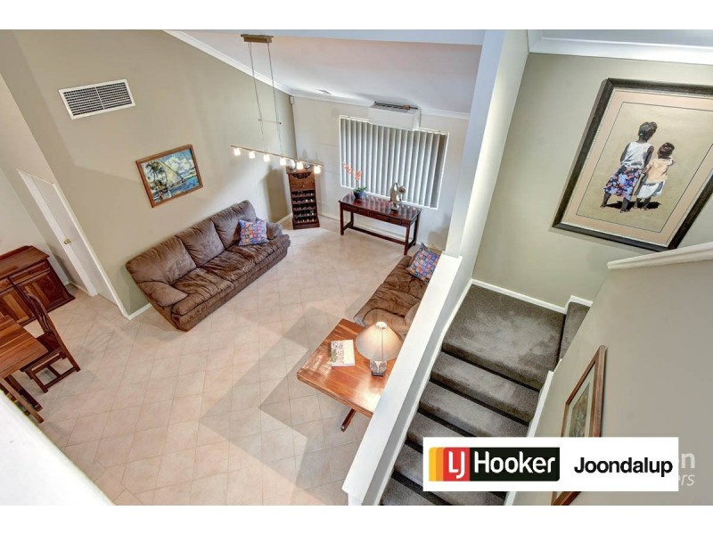 7 Sedum Close, Woodvale WA 6026