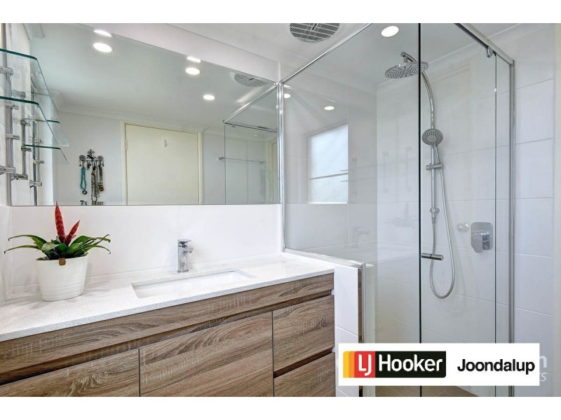 7 Sedum Close, Woodvale WA 6026