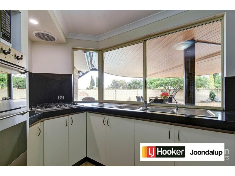 7 Sedum Close, Woodvale WA 6026