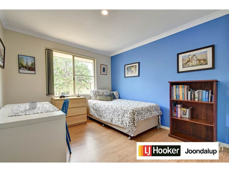 7 Sedum Close, Woodvale WA 6026