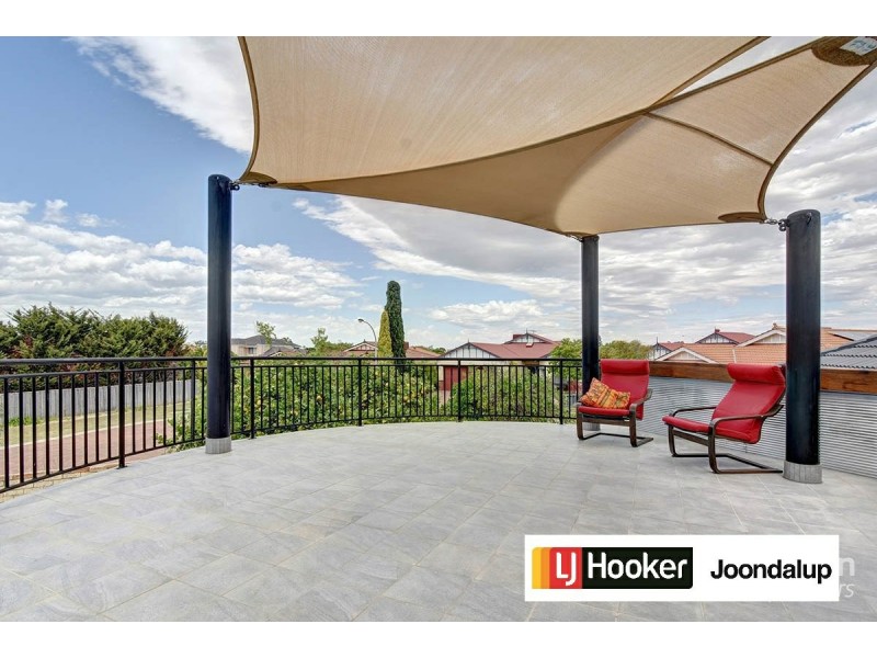 7 Sedum Close, Woodvale WA 6026