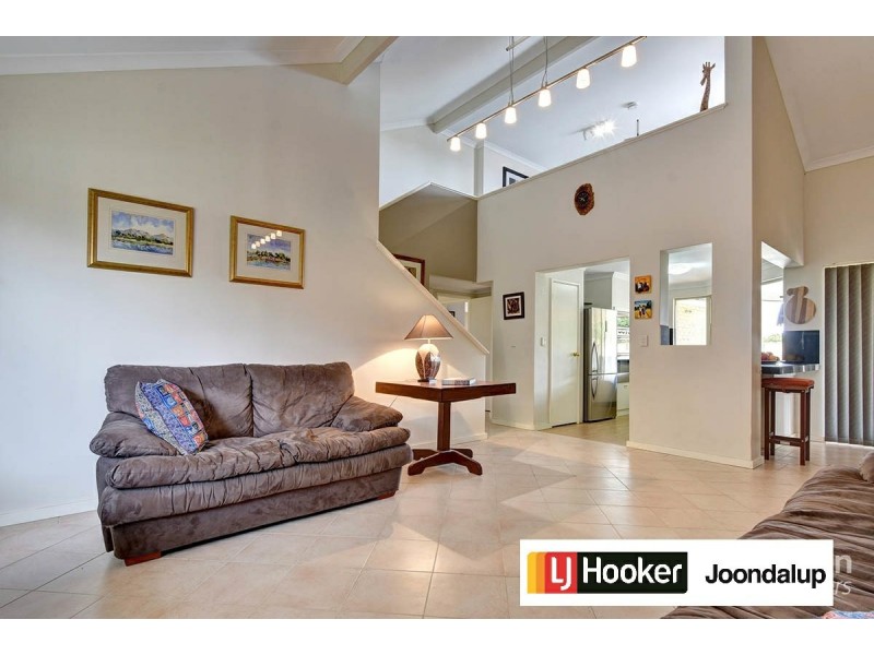 7 Sedum Close, Woodvale WA 6026