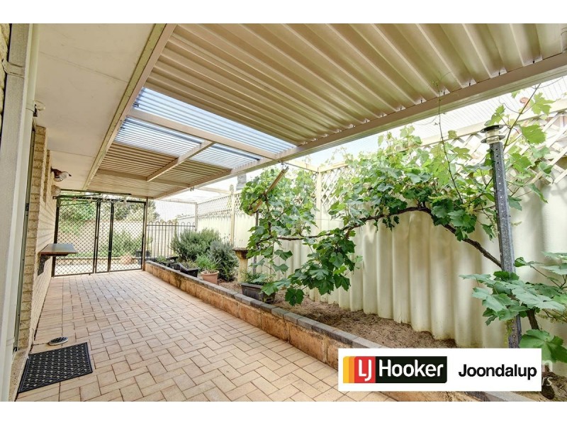 7 Sedum Close, Woodvale WA 6026