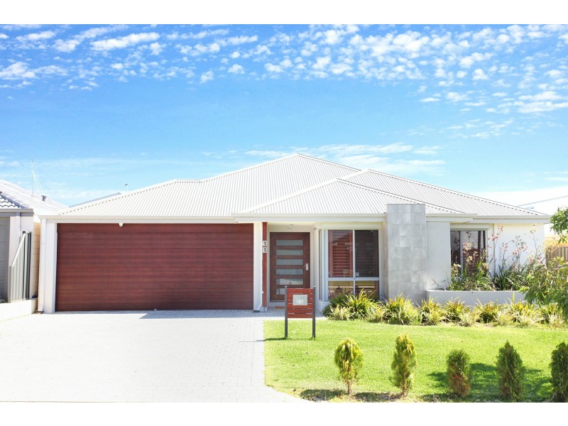 11 Dragonfly Road, Banksia Grove WA 6031