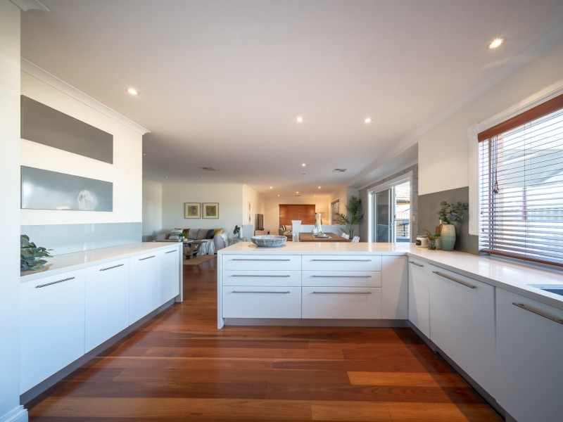 63 Rosinski Circle, Tapping WA 6065