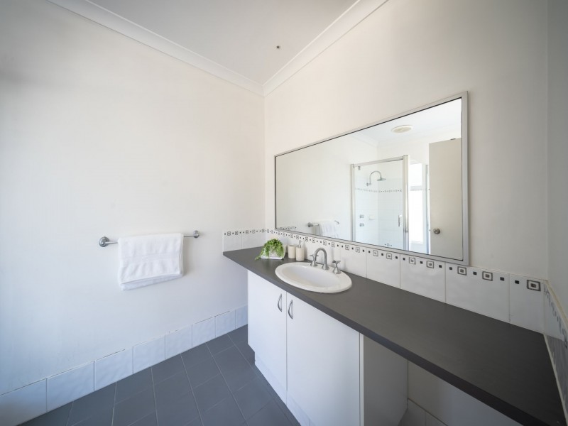 63 Rosinski Circle, Tapping WA 6065