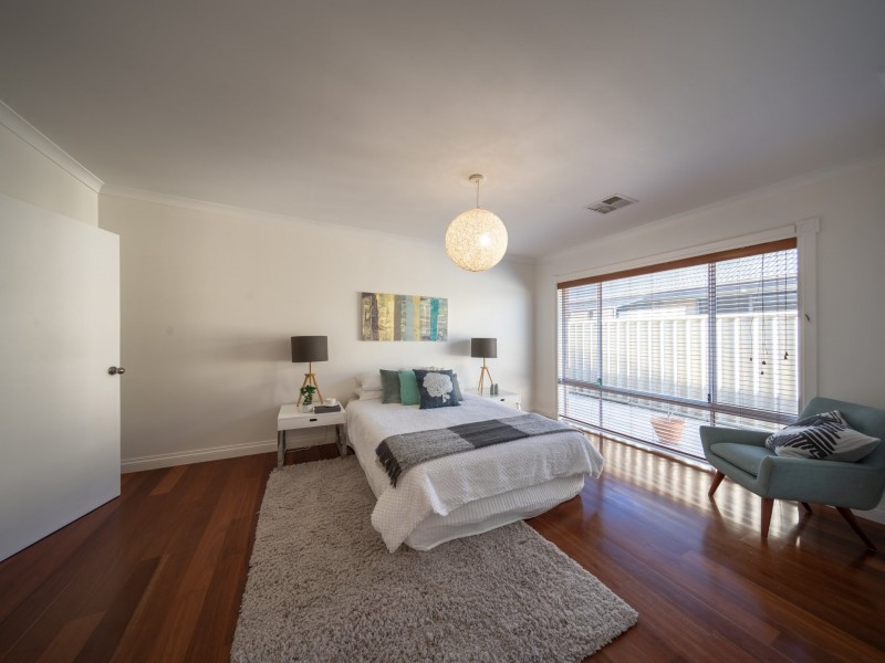 63 Rosinski Circle, Tapping WA 6065