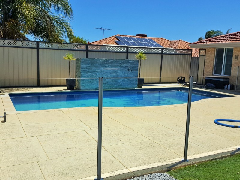 28 Tahlee Retreat, Carramar WA 6031