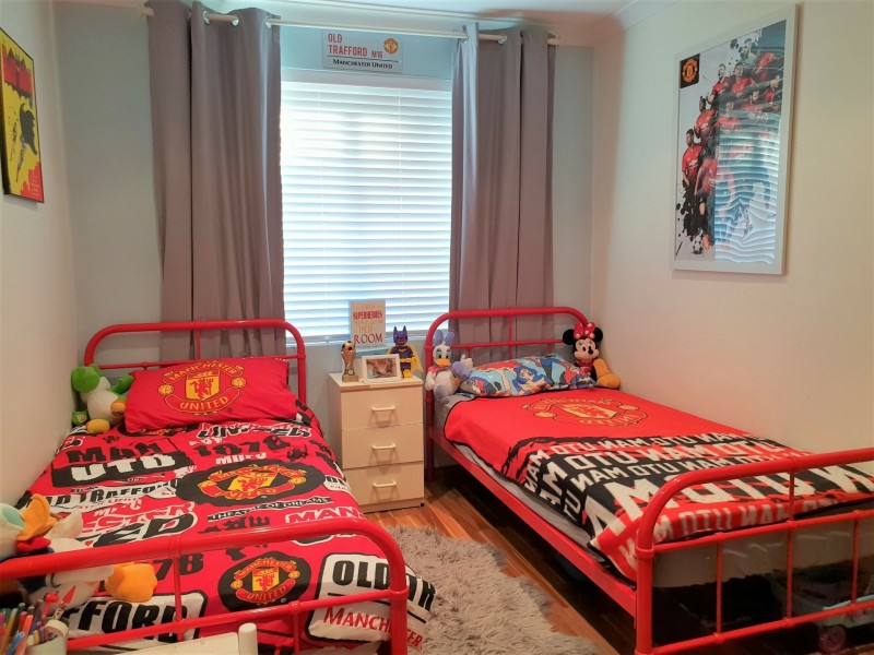 28 Tahlee Retreat, Carramar WA 6031