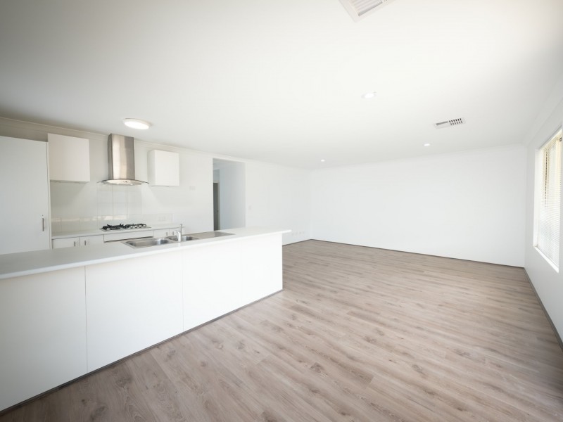 13 Danbulla Loop, Yanchep WA 6035