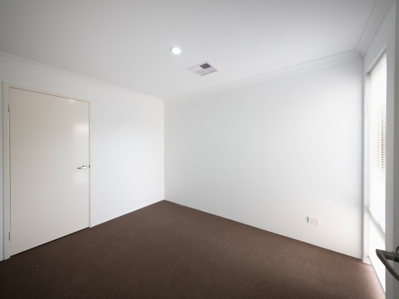 13 Danbulla Loop, Yanchep WA 6035