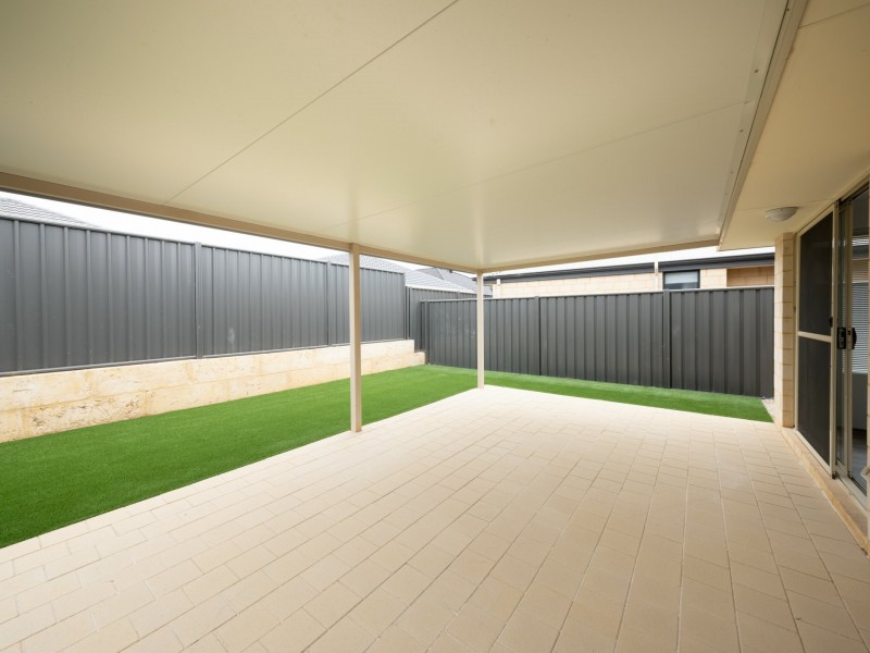 13 Danbulla Loop, Yanchep WA 6035