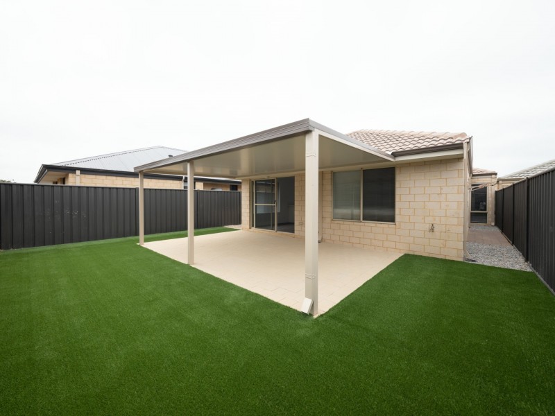 13 Danbulla Loop, Yanchep WA 6035