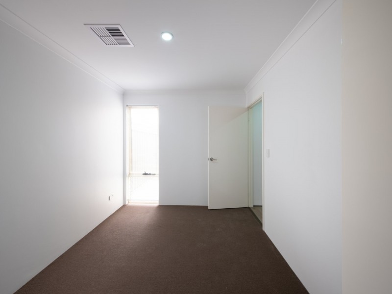 13 Danbulla Loop, Yanchep WA 6035