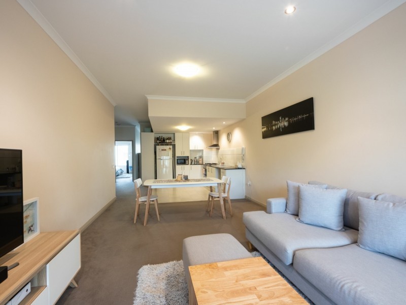 38/88 Lakeside Drive, Joondalup WA 6027
