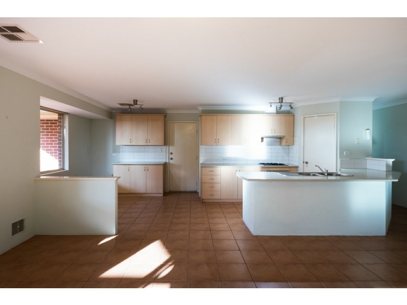 42 San Jose Turn, Merriwa WA 6030