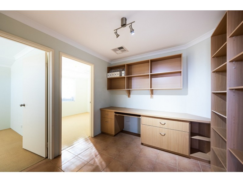 42 San Jose Turn, Merriwa WA 6030