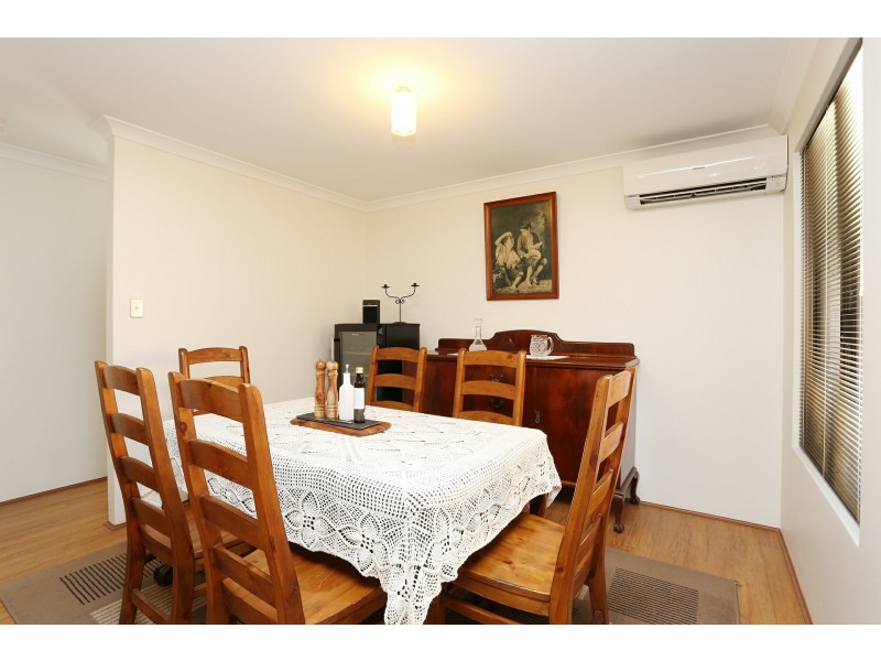 15 Genus Road, Banksia Grove WA 6031