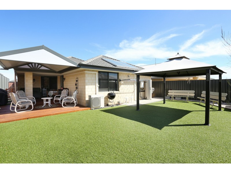 15 Genus Road, Banksia Grove WA 6031