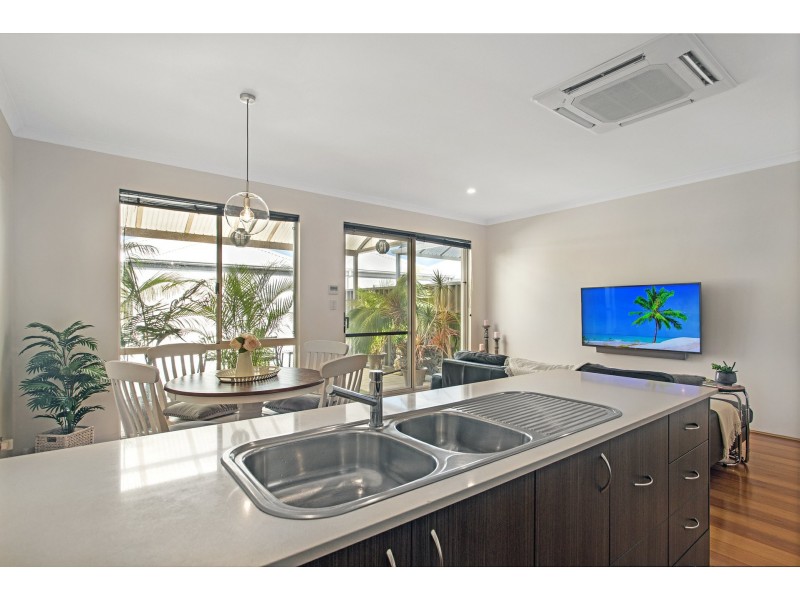 63B Eastwall Parkway, Butler WA 6036