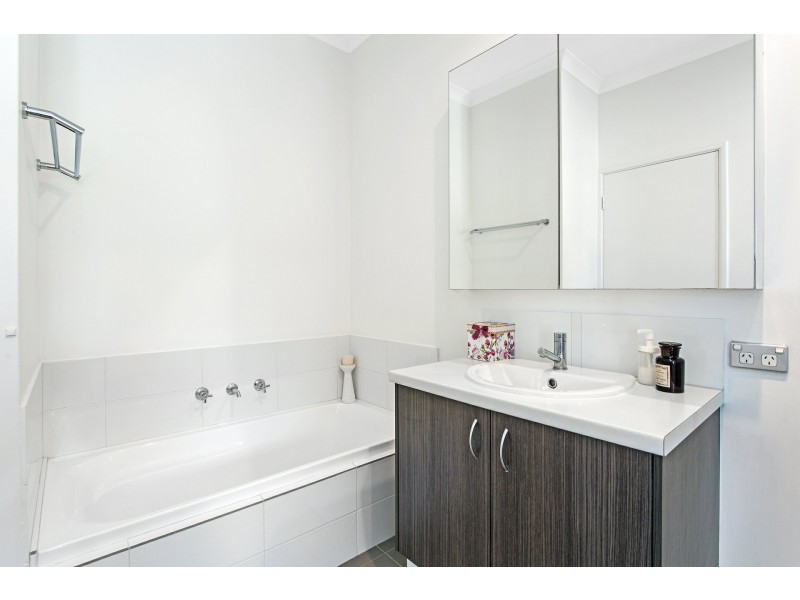 63B Eastwall Parkway, Butler WA 6036