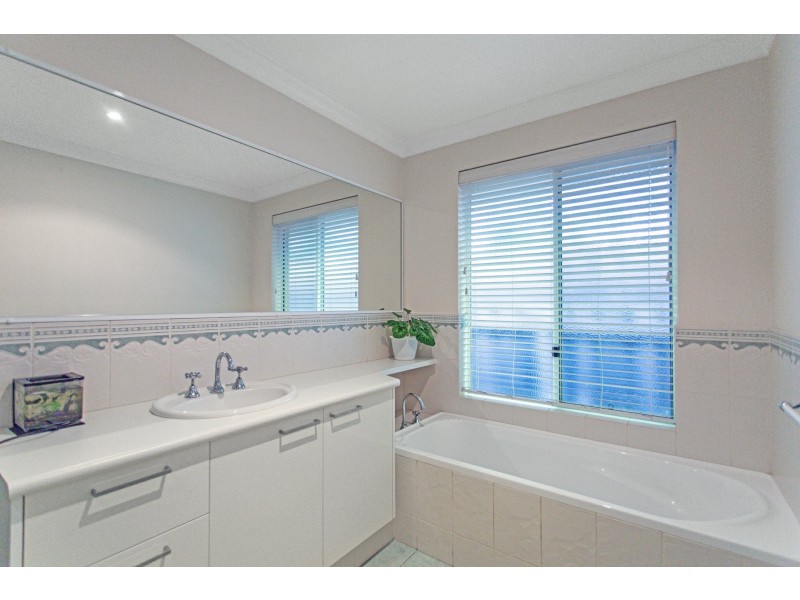 20 Christchurch Terrace, Currambine WA 6028