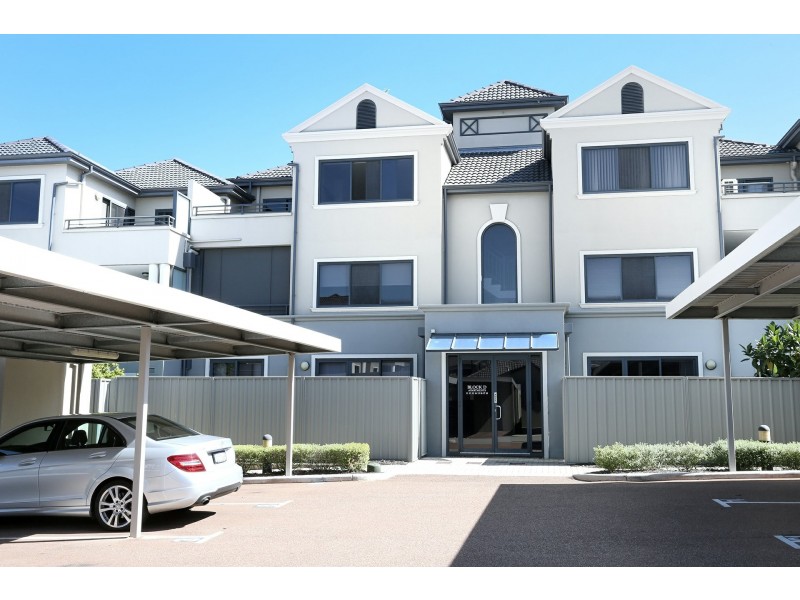 8/1 Sunlander Drive, Currambine WA 6028