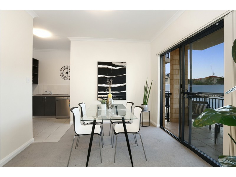 21/9 Shoveler Terrace, Joondalup WA 6027