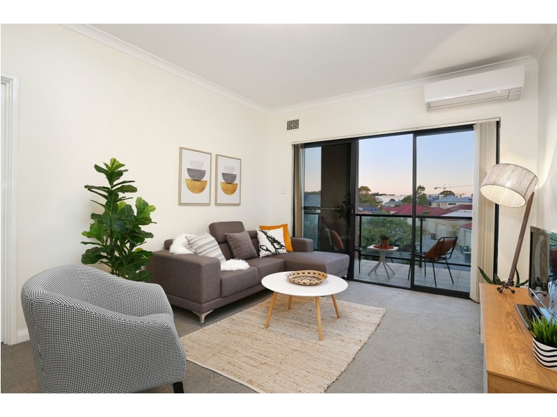 21/9 Shoveler Terrace, Joondalup WA 6027